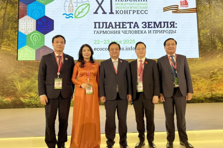 Vietnam actively participates in the Nevsky International Ecological Congress 2025